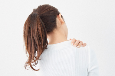 女性の肩こりは慢性化しやすい？根本治療なら当院にお任せ！戸塚　整骨院